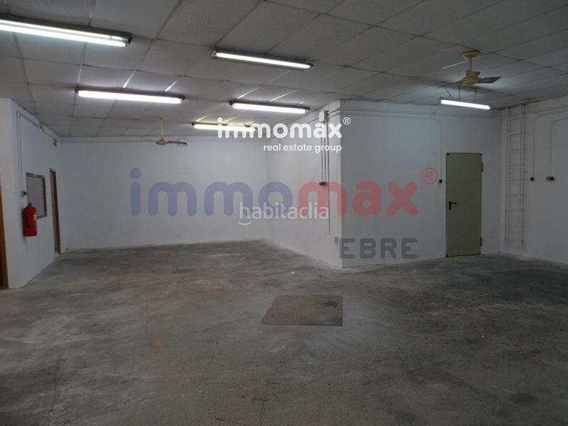 Foto e2898c3e-9cd5-4960-8f1c-6cf07278fea2. Location local commercial dans Xerta