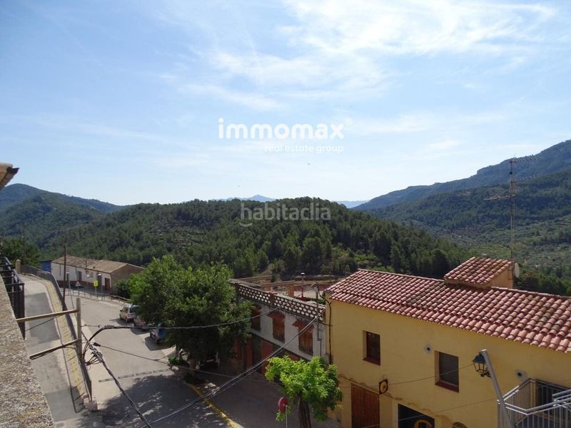 Foto f3c6d035-7fa9-4df7-aff1-0112132f8e95. Casa amb aparcament a Paüls