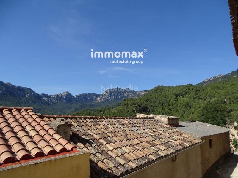 Foto b1bd8e72-e80d-4454-834a-68c8321e82bc. Casa amb aparcament a Paüls