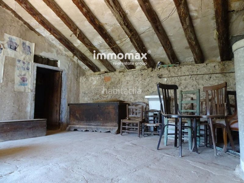 Foto ee60d714-f1a9-4fcf-bb33-2666c1e627b6. Casa amb aparcament a Paüls
