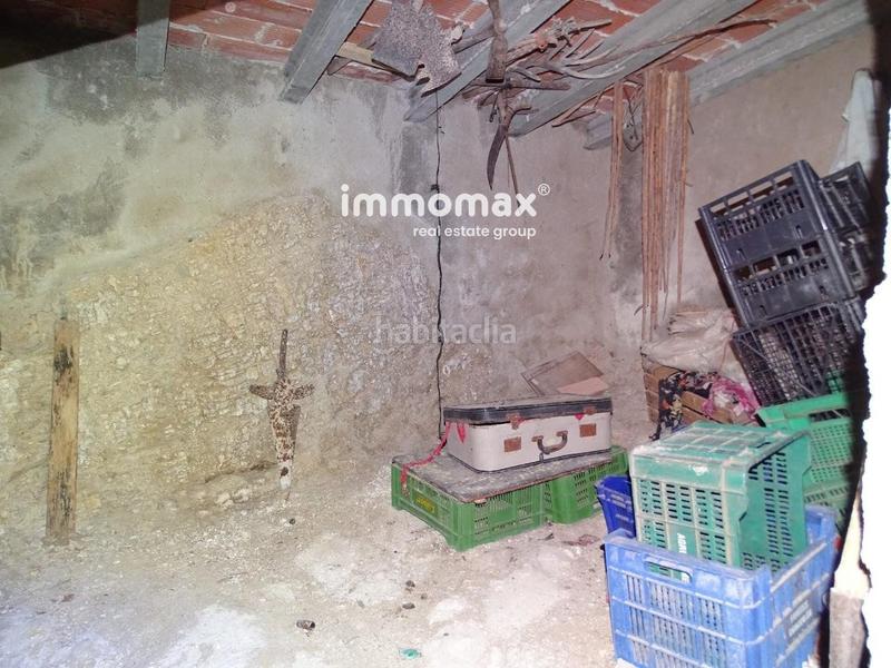 Foto 9c3fa5f2-5789-425f-a53d-817a58a6fe53. Wohngrundstück in Paüls