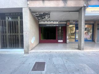Local commercial  Isard. Local en calle isard