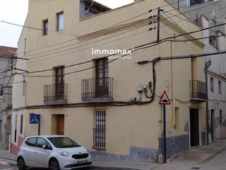 House  Curt. Casa en venta en el centro de jesús tortosa