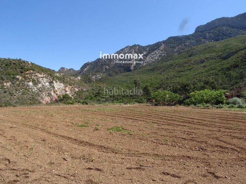 Foto a3de49ab-787a-4c3a-a510-933610c10a26. Terreno residencial finca rústica en venta en horta de san juan con agua y 2 balsas en Horta de Sant Joan