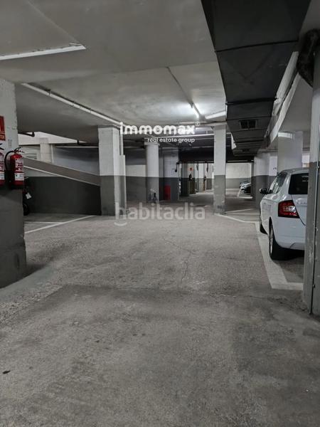 Foto 754be9c1-1a26-40bd-921a-a9c204bfe113. Lloguer aparcament cotxe a La Plana Esplugues de Llobregat