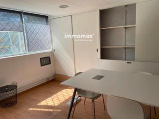 Location Bureau  Bac de roda. Oficina en alquiler en bon pastor, barcelona  42 m en entresuelo
