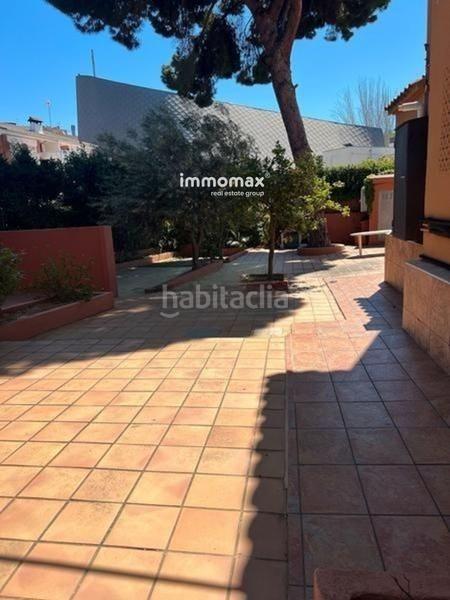 Foto 12f8cc0f-6f6f-4ffd-8080-8f171411dac2. Casa amb aparcament a Marianao Sant Boi de Llobregat