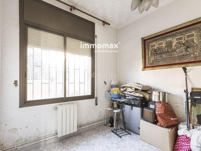 Foto 5ac80834-1d1b-4c5c-b7b5-4a544ee6f351. Casa amb aparcament a Marianao Sant Boi de Llobregat