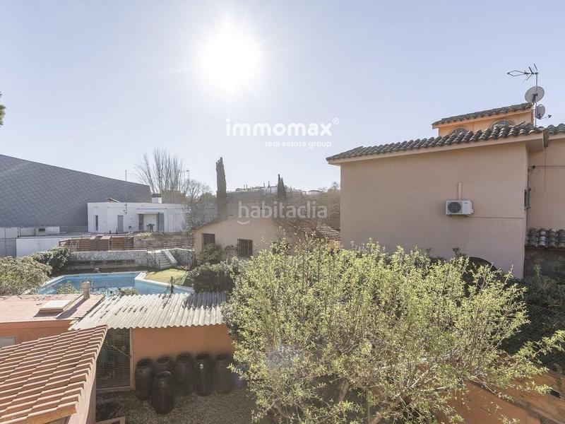 Foto 65275ef8-332b-480f-ac4f-212108b6c843. Casa amb aparcament a Marianao Sant Boi de Llobregat