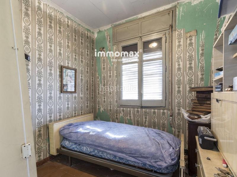 Foto 719ef9d0-fb3b-4c43-b950-9a03d3945473. Casa amb aparcament a Marianao Sant Boi de Llobregat