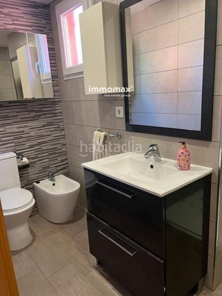 Foto 991ed06a-5d66-4ac2-ad1a-a43008ebb540. Casa amb aparcament a Marianao Sant Boi de Llobregat