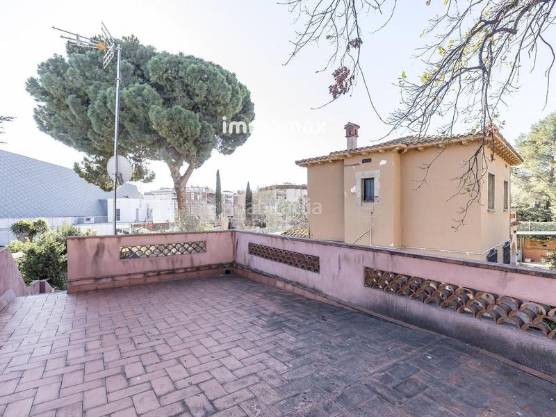 Foto cfc5b479-f96c-4d71-9cc8-3f735ef7d1de. Casa amb aparcament a Marianao Sant Boi de Llobregat