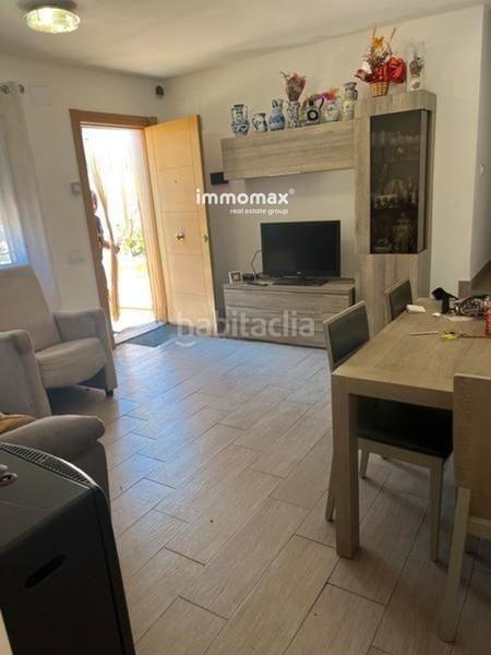 Foto db492e09-b57d-458a-8f14-00f83e25b8d8. Casa amb aparcament a Marianao Sant Boi de Llobregat