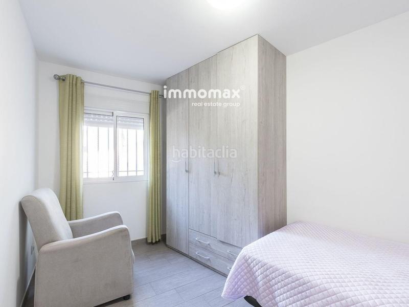 Foto e62214da-6c07-46c2-8c3e-3c3424bdf01d. Casa amb aparcament a Marianao Sant Boi de Llobregat