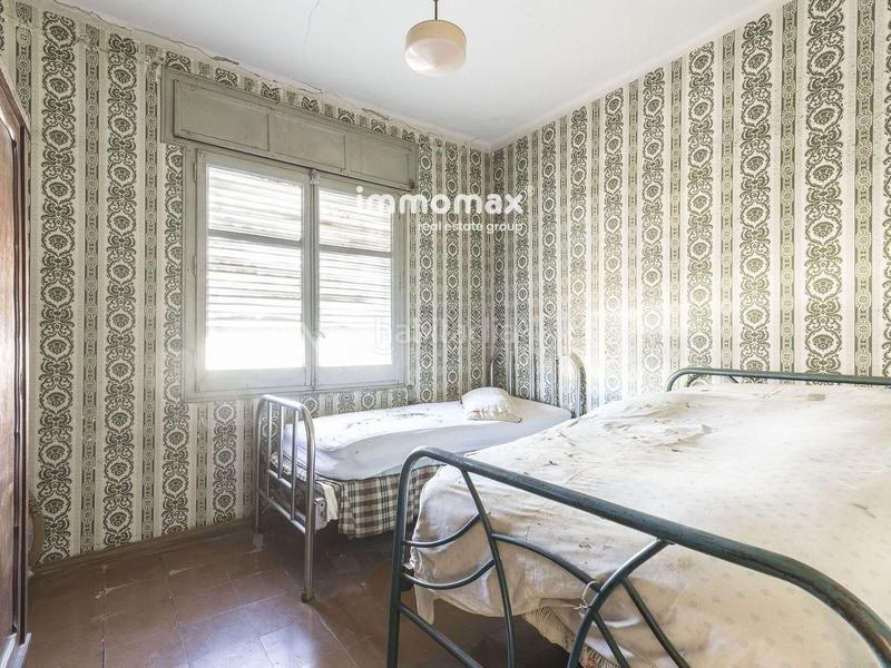 Foto ee451900-fe70-4bc8-932a-9e457968c6f4. Casa amb aparcament a Marianao Sant Boi de Llobregat