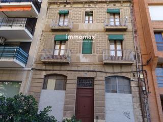 House  Miguel de cervantes. Edificio en venta en el corazón de tortosa inversión