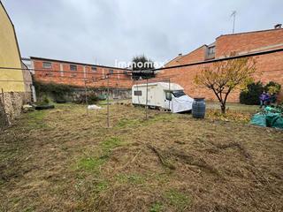 Finca rústica  Gran. Solar en venta en el centro de calldetenes tocando a vic