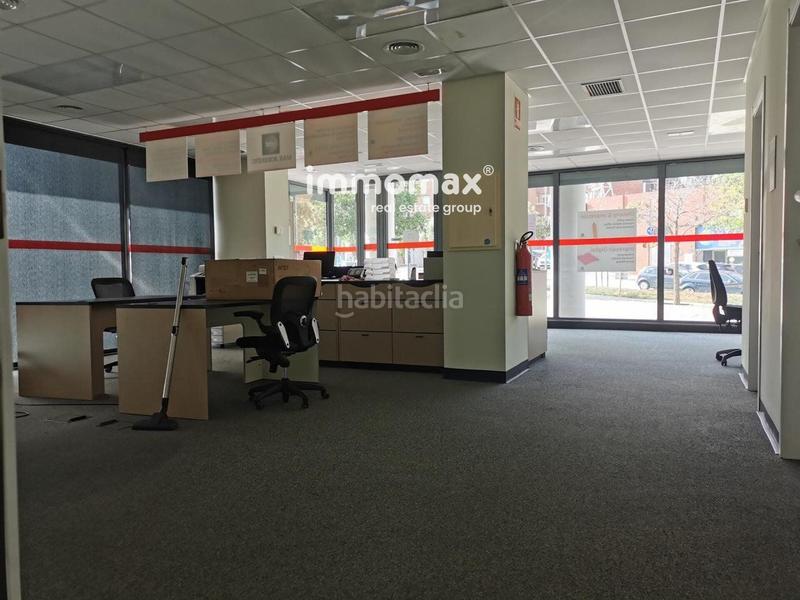 Foto afb03aef-8698-4459-aac8-fe92991eb2ad. Business premise in La Plana Esplugues de Llobregat