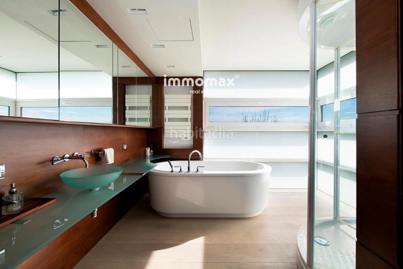 Foto 941f3255-4aa4-49db-815d-ce0f3aca521e. Maison avec chauffage parking piscine dans Pedralbes Barcelona