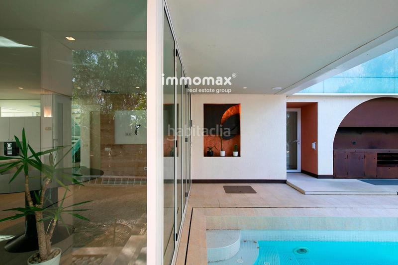 Foto acf43bcf-6928-4b73-a222-e71c1cacf2cd. Maison avec chauffage parking piscine dans Pedralbes Barcelona