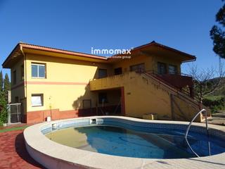 Chalet  104. Chalet en venta en bitem