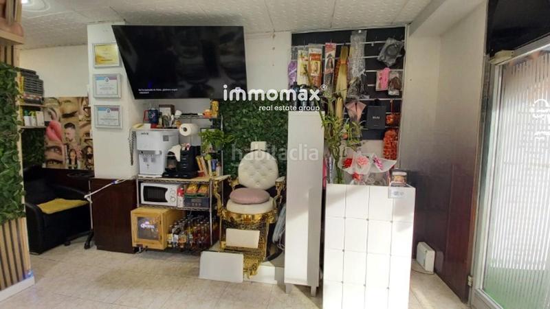 Foto d2ce42b9-3968-4d31-8c67-3c5d96d2f08b. Traspàs local comercial a El Camp de l´Arpa del Clot Barcelona