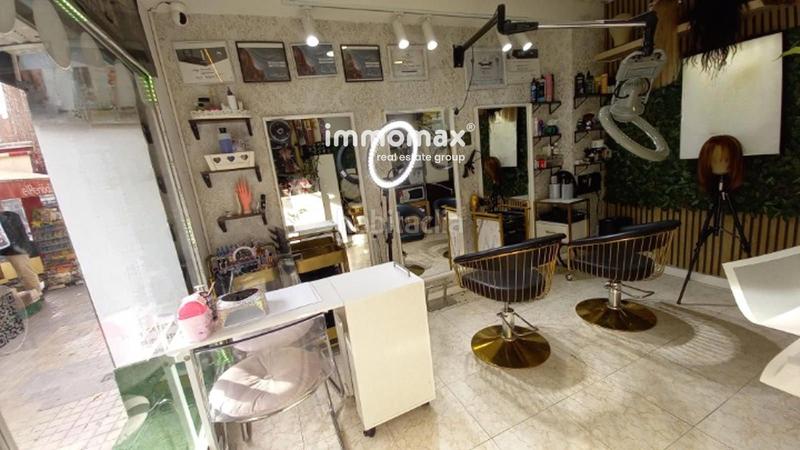 Foto ff0ac988-7b12-4919-af63-fe8bf4496204. Traspàs local comercial a El Camp de l´Arpa del Clot Barcelona