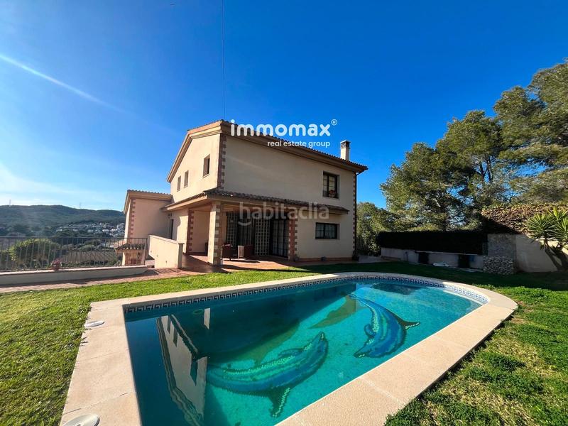 Foto 9ae0ccd7-bc32-47c6-8db0-846c7bd6bc6e. Chalet con riscaldamento parcheggio piscina in Santa Maria Vilanova i la Geltrú