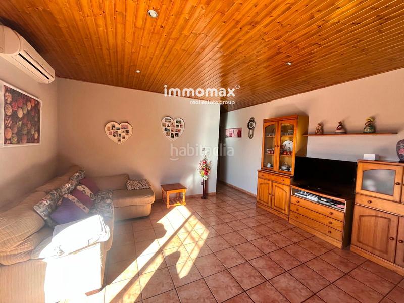 Foto b70f2eeb-0e72-4911-bd5f-1efc63ae11ef. Chalet con riscaldamento parcheggio piscina in Santa Maria Vilanova i la Geltrú