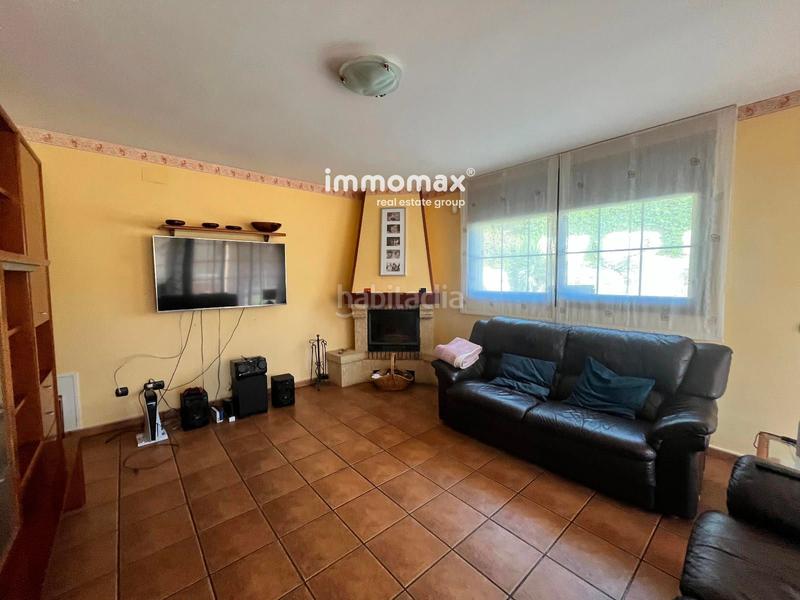 Foto d0909cfa-8f25-44bb-80aa-be53728fa4ff. Chalet con riscaldamento parcheggio piscina in Santa Maria Vilanova i la Geltrú