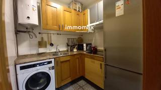 Pis  Pedreres. Venta de piso en poble sec  planta primera 61m  3 habitaciones y