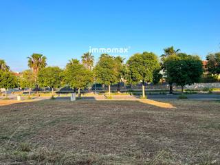 Finca rústica a La Collada-Sis Camins. Parcela esquinera en el mejor barrio de vilanova i la geltrú