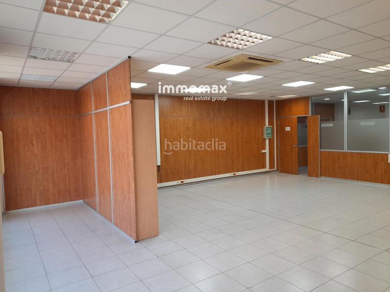 Foto 62a04a34-77f2-4b0e-b7e0-ba51fa808298. Affitto ufficio con parcheggio in Pla d'en Boet Mataró