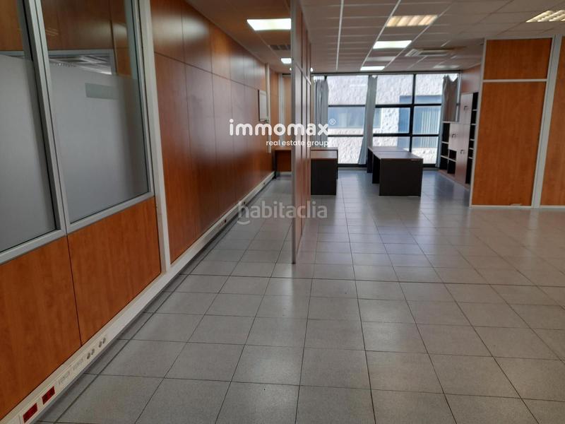 Foto eec74211-aa96-42b6-badf-c3b900c8e3d3. Alquiler oficina local comercial para oficinas, listo para entrar en Mataró