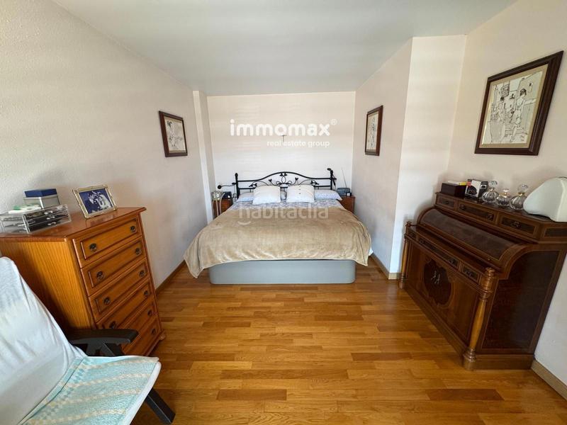 Foto 86ae7619-d19e-4934-96f0-294237ca0af3. Xalet amb calefacció aparcament piscina a Torrent Ballester Viladecans