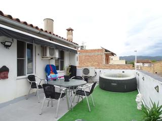 Casa  Joan maragall. Casa en venta en roquetes