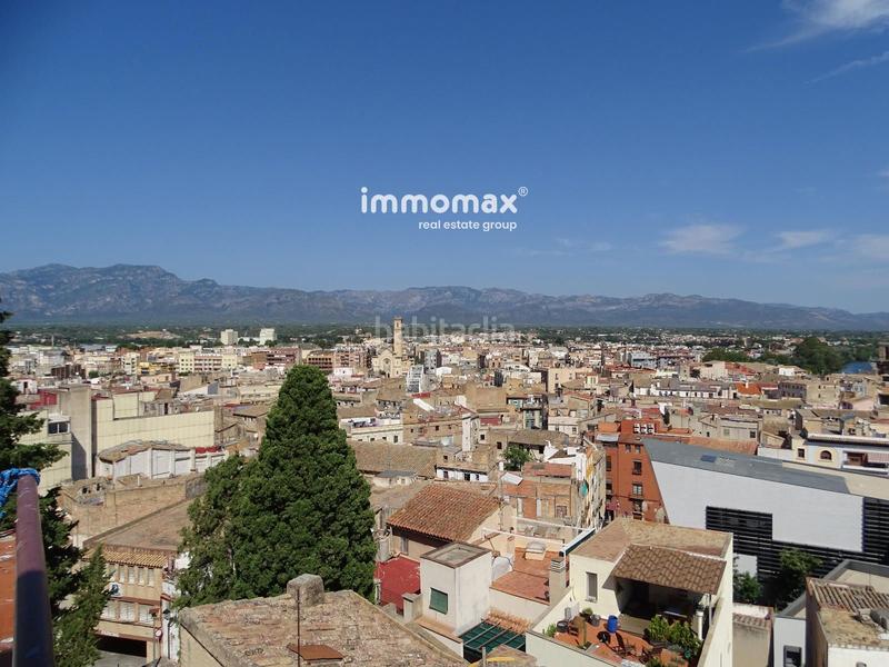 Foto 1d4c002b-c837-4079-bc58-c1d75e1bc5d2. Casa a Centre Tortosa