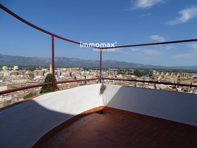 Foto 2d979dfd-dcab-4281-956b-4485fe35ce40. Casa a Centre Tortosa