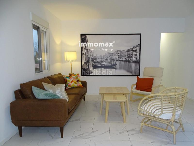 Foto cc5778b4-2114-4f47-a2f1-be7c53366b15. Casa a Centre Tortosa