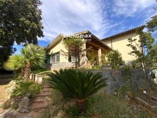Casa en Begues. Casa con encanto y gran terreno en begues barcelona