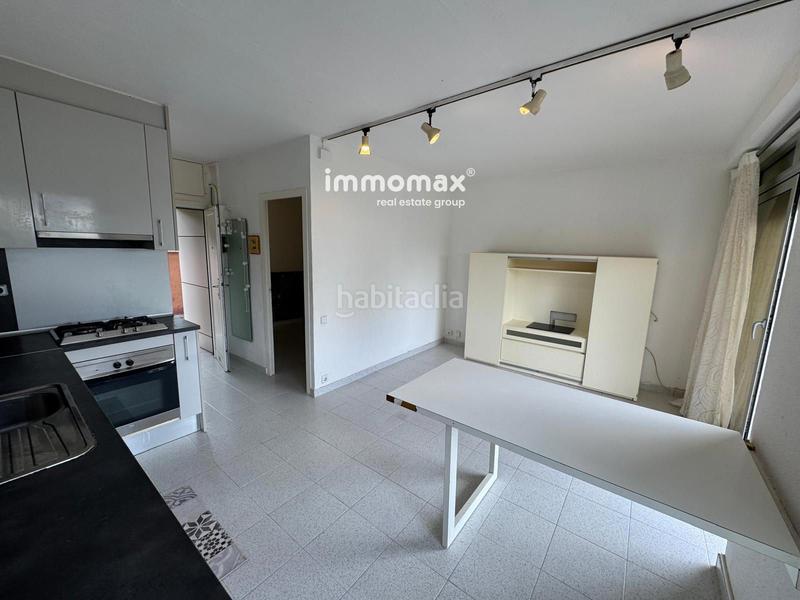 Foto f7750a42-9419-4758-8876-117aaf103a0a. Àtic amb aparcament piscina a Gava Mar Gavà