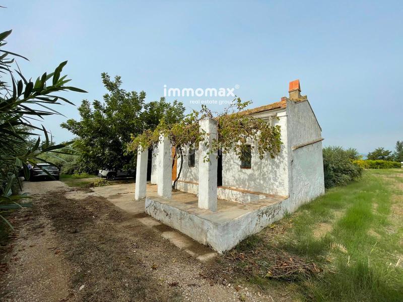 Foto 9b37158f-b0e3-4e9d-a3db-8710e4c2d627. Terreny residencial a Centre Tortosa