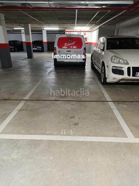 Foto 9a11cc03-7423-49f5-8e57-ce592acf7f2f. Aparcament cotxe a La Plana Esplugues de Llobregat