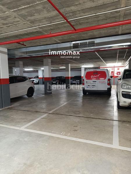 Foto fab96867-5fcf-46f5-af24-43888462c24d. Aparcament cotxe a La Plana Esplugues de Llobregat