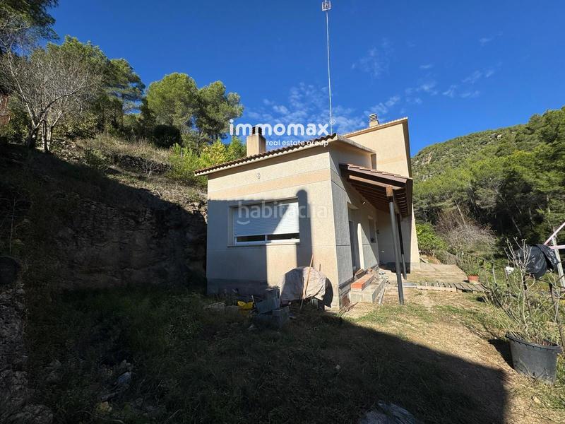 Foto 159177a3-44ae-4373-8eb8-6eec13a5e962. Chalet casa en venta en Vallirana