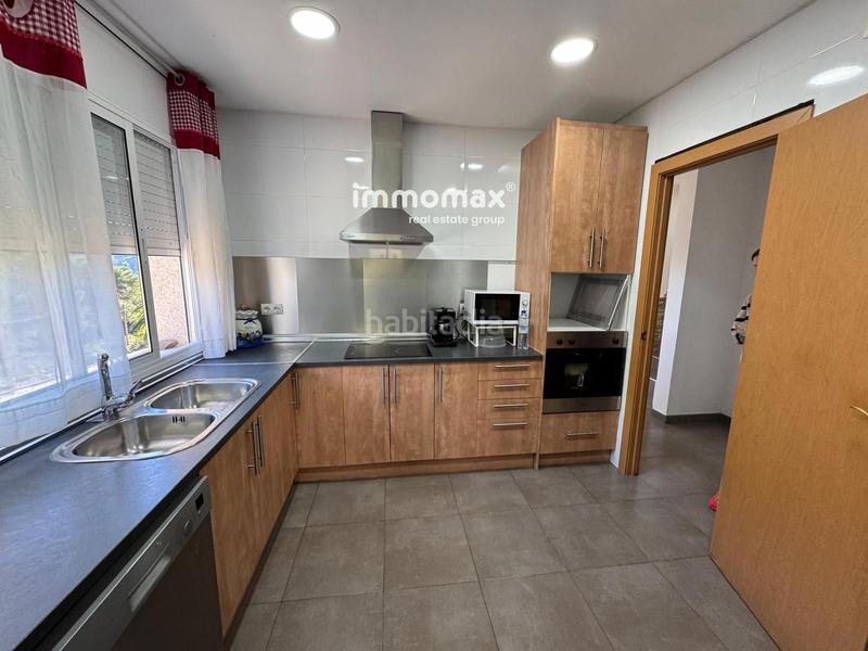 Foto 29b7a67f-eef4-48e3-b7ea-fe73ce332b7b. Chalet casa en venta en Vallirana