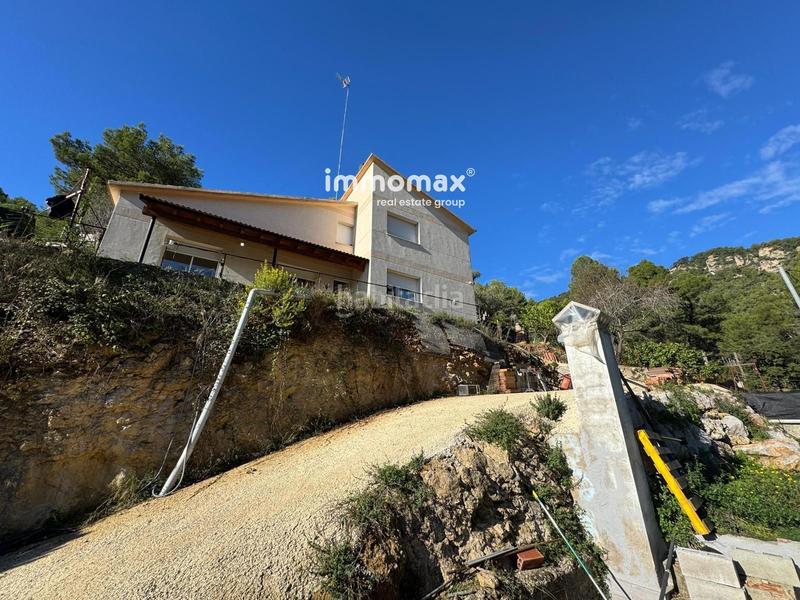 Foto ed3167d7-2a46-4689-b411-26ef4e2ff001. Chalet casa en venta en Vallirana