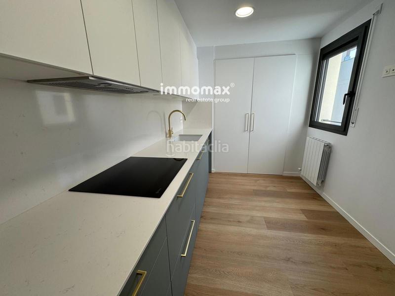 Foto 5237c989-8270-498a-b5ca-f0fd739f7df8. Location appartement avec chauffage parking dans Eixample Sud - La Barceloneta Prat de Llobregat (El)