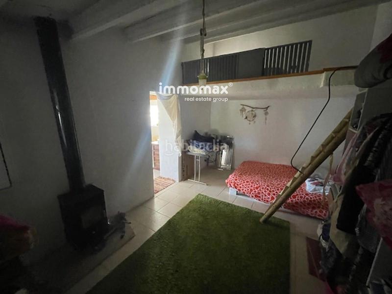 Foto b1ce823f-0a75-4cbf-89c3-4404f2bea8eb. Rural plot in Aldover