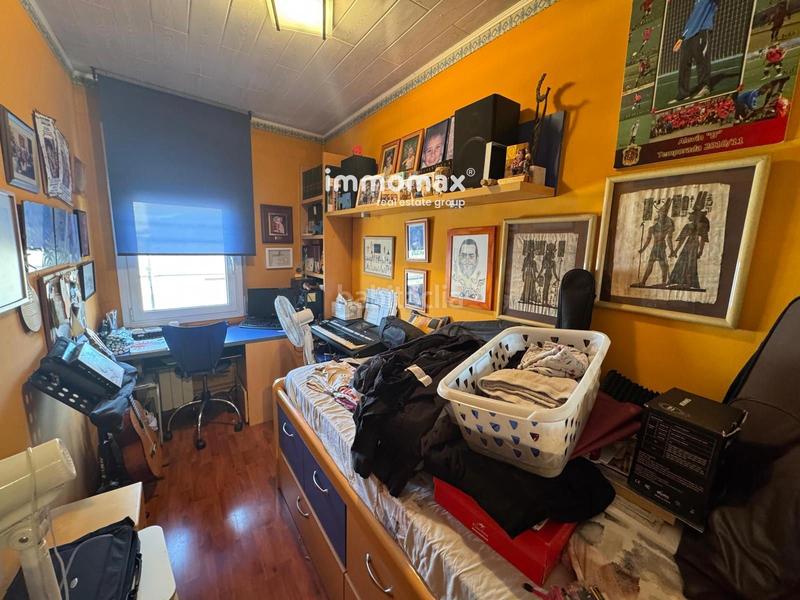 Foto b40e47a4-bfb7-4627-a558-e38b1e549ac9. Casa con riscaldamento parcheggio in Centre Sant Boi de Llobregat